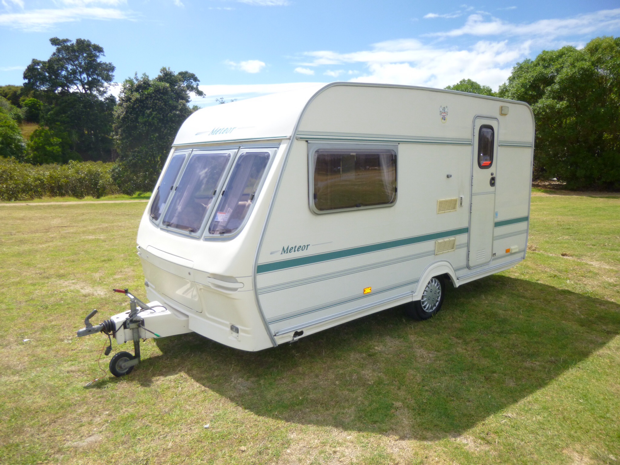 2 Berth Caravan Related Keywords & Suggestions - 2 Berth Car SOLD - 1996 Lunar Meteor 2 Berth Caravan With Awning $1299500.